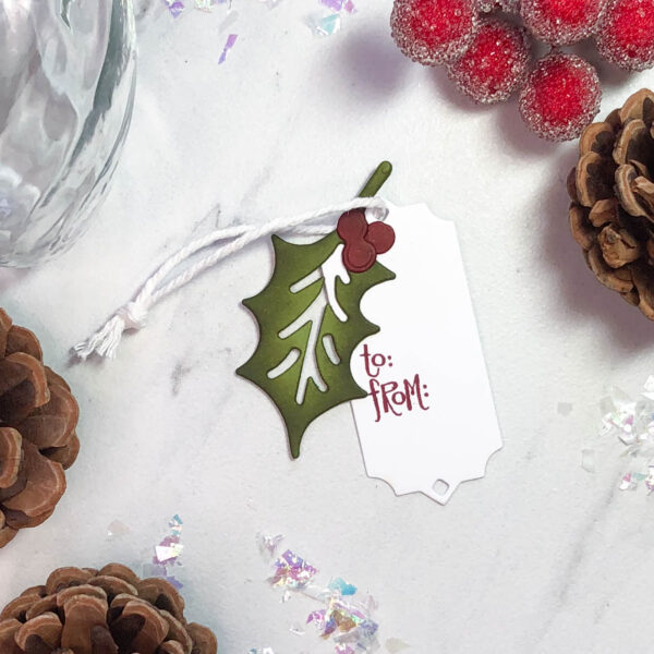 holly leaf gift tag